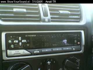 showyoursound.nl - Beest - Azrail-TR - radio.jpg - redelijke auto radio maar dat vervang ik als laatste
