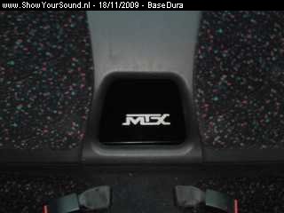 showyoursound.nl - MTX XT10-04 - BaseDura - SyS_2009_11_18_19_29_10.jpg - pthis is what you see if you look from te frond seat to the back. (nicer then all of the cabels)/p