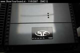 showyoursound.nl - Delorean + 2x2 videowall + Rockford Fosgate Power reeks - DMC12 - SyS_2007_8_11_18_11_6.jpg - pRockford Fosgate versterker voor de 8 x T142C speakers/p
