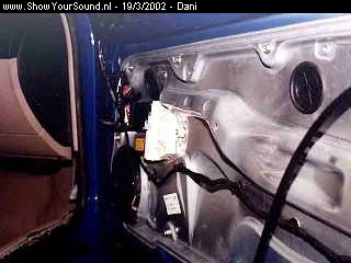 showyoursound.nl - Smurf Blue Quality Sound - Dani - img._05.jpg - -Installing front speakers and damping material