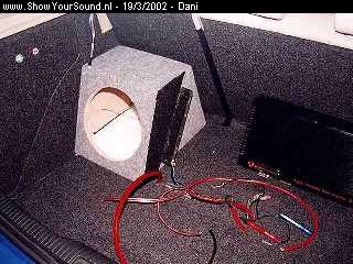 showyoursound.nl - Smurf Blue Quality Sound - Dani - img._09.jpg - -One of the 21Lt sealed boxes
