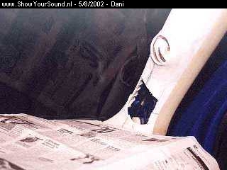 showyoursound.nl - Smurf Blue Quality Sound - Dani - img._41.jpg - Positioning the A Pillars covers
