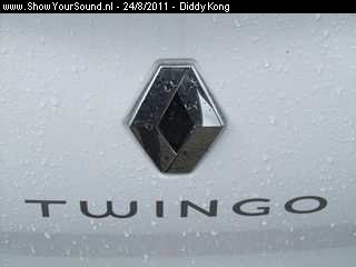 showyoursound.nl - Twingo 2 (waarschijnlijk de eerste) - DiddyKong - SyS_2011_8_24_18_37_23.jpg - pTwingo 2.../p