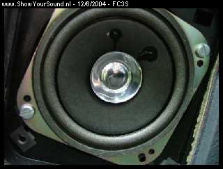 showyoursound.nl - Project FC3S - FC3S - 9.jpg - Af-fabriek, 10cm Mazda speakers.. snel vervangen maar ;-)
