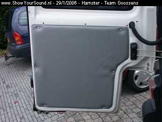 showyoursound.nl - SQ in een Hamsterbus - Hamster - SyS_2006_1_29_22_33_14.jpg - en gemonterd