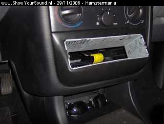 showyoursound.nl - Hamsters new SQ-project - Hamstermania - SyS_2006_11_29_23_24_14.jpg - in de auto gemonteerd