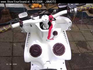 showyoursound.nl - Multimedia in Yamaha Aerox - JBMOTO - SyS_2006_1_6_12_13_33.jpg - Helaas geen omschrijving!