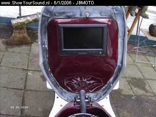 showyoursound.nl - Multimedia in Yamaha Aerox - JBMOTO - SyS_2006_1_6_12_13_55.jpg - Helaas geen omschrijving!