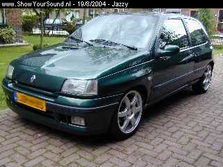 showyoursound.nl - Speedfreaks Hi-End install!!! - Jazzy - slide0001_image007.jpg - Mn vorige pride, de Renault Clio16VBRZag je niet veel van in dit kleur:-)