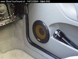 showyoursound.nl - Audio-System-exact! - Steg - Sound Quality - Mark-6N2 - 088.jpg - De mid speaker van de Audio System RX 165 pro, wat komt hier een kick vanaf !!!!! Deur moet nog wel gedempt worden, deurpaneel rammelt een 