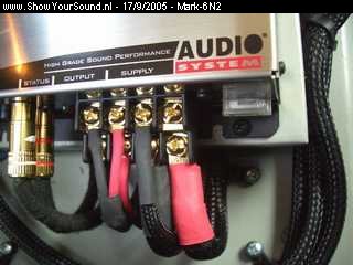 showyoursound.nl - Audio-System-exact! - Steg - Sound Quality - Mark-6N2 - SyS_2005_9_17_18_22_42.jpg - De aansluitingen op de F2-130.BRBest wel makkelijk om een doosje rode krimkous aan te schaffen.