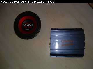 showyoursound.nl - Pinda met dubbele bodem - Nivek - SyS_2006_1_22_21_45_45.jpg - Sony X-plod 8