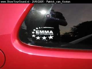 showyoursound.nl - Type RF VTS - Patrick_van_Kooten - saxo_emma.jpg - Natuurlijk hoort er ook een Emma sticker op de auto.