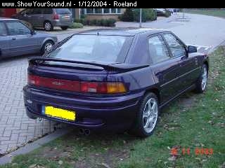 showyoursound.nl - Mazda Purple Sound - Roeland - foto3mazda.jpg - Op deze foto staat nog mijn oude auto. Ford Escort XR3i. Deze heeft helaas kennis gemaakt met de plaatselijke sloop. 