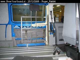 showyoursound.nl - Volkswagen Transporter T5  2.5 TDI  - Roger_Rabbit - SyS_2006_12_25_14_6_47.jpg - Het hekwerk die mijn rolstoel moet tegenhouden.