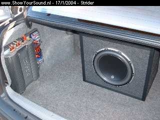 showyoursound.nl - Opel Astra @ Sound Quality - Strider - 8_kofferbak_install_links.jpg - Totaal shotje met de subwoofer erbij.
