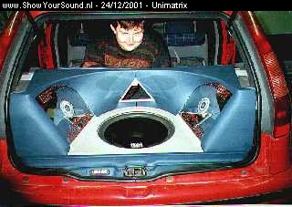showyoursound.nl - Little Red Devil! - Unimatrix - P8.jpg - Mad Car-Hifi Freak form Austria!