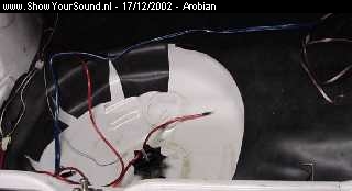 showyoursound.nl - Low, very low ;) - arobian - 8b-rubbersecondlayer.jpg - This picture is with three layers in the trunk