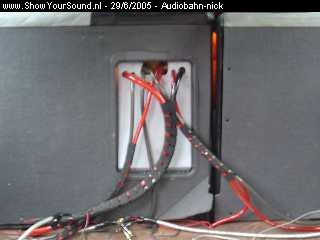 showyoursound.nl - Amps On The Roof - audiobahn-nick - kabels.jpg - Helaas geen omschrijving!