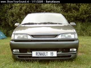 showyoursound.nl - Renault 19 with nice sound - bartuitlauwe - SyS_2006_11_1_20_34_57.jpg - Helaas geen omschrijving!
