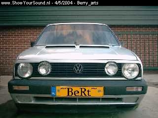 showyoursound.nl - VW GoLf 2 = het maakt een tering herry!!! - berry_arts - im000284.jpg - Hier nog ff van de voor kant