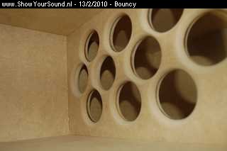 showyoursound.nl - mix van ground zero, audio system - bouncy - SyS_2010_2_13_15_11_12.jpg - pbracing met afgeronde gaten/p