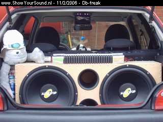 showyoursound.nl - pure bass - db-freak - SyS_2006_2_11_16_24_15.jpg - Helaas geen omschrijving!