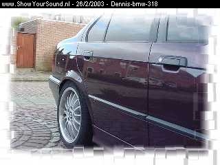 showyoursound.nl - De koffer van een BMW 318 i sedan  - dennis-bmw-318 - mvc-858s.jpg - RONDOM 40 MM VERLAAGDBRIS DUIDELIJK TE ZIEN !!