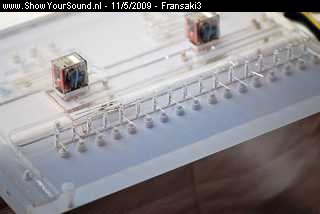 showyoursound.nl - Swift sport W7 by proline - fransaki3 - SyS_2009_5_11_23_2_26.jpg - pOpbouw zekeringblok met led controlelampjes en relais./p