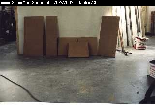showyoursound.nl - Omschrijving nog niet bekend - jacky230 - foto_25.jpg - Hier de losse stukken mdf (12mm)van de sub-kist
