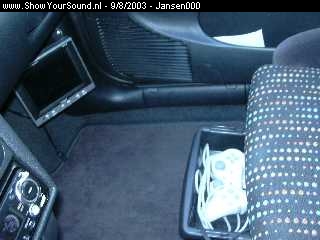 showyoursound.nl - Corsa OPC JBL - jansen000 - dscn0160.jpg - Hier mijn schermpje en netjes in het la-tje mijn Playstation.