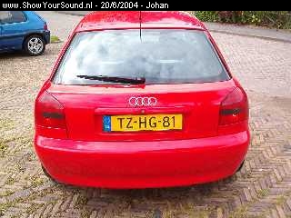showyoursound.nl - kicker instal - johan - im000344.jpg - the rearBRallus in kleur gespoten