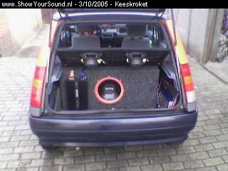 showyoursound.nl - Renault 5 GTS - keeskroket - r5achterbak.jpg - Helaas geen omschrijving!