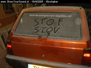 showyoursound.nl - Kove audio Demo car - klioshaker - afbeelding_301.jpg -  ja beetje stoffig na al dat gefrees