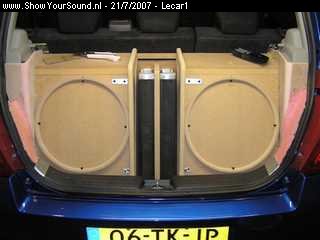 showyoursound.nl - Le Car Espl-swift met steg/audio-system - lecar1 - SyS_2007_7_21_0_1_27.jpg - pWat rechts zit moet ook links en bij voorkeur identiek!/p