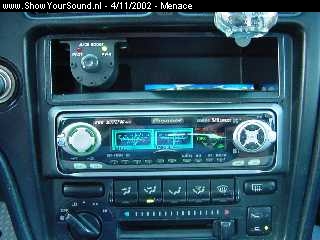 showyoursound.nl - Nog geen omschrijving !! - menace - mvc-377f.jpg - this is the juice boost remote and the pioneer Head Unit