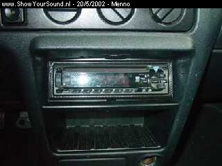 showyoursound.nl - KENWOOD RS2000  - menno - radio.jpg - Deze KDC 4080R (40Wx4) had ik al in mijn vorige auto zitten, hij zal nog moeten wijken voor een iets uitgebreider exemplaar...