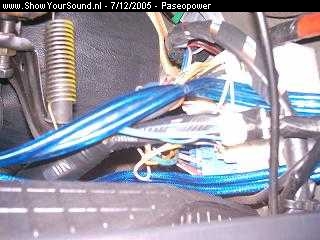 showyoursound.nl - Db Devil - paseopower - img_0003.jpg - de kabels achter mijn dashboard netjes weggewerkt 