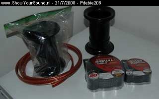 showyoursound.nl - Rockford 206 - pdebie206 - SyS_2008_7_21_20_29_59.jpg - pGreen Power Basspoorten, Dietz 10mm2 speakerkabel, RF RCA en RF Verdeelblok/p