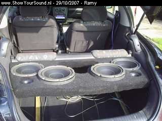 showyoursound.nl - opel tigra 15 inch sub - ramy - SyS_2007_10_29_19_2_13.jpg - Helaas geen omschrijving!