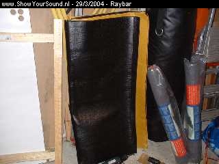 showyoursound.nl - raybars - felicia - raybar - 25.jpg - Wat bitumen voor in de kofferbak en in de voordeuren, bij elkaar een kilo of 50.