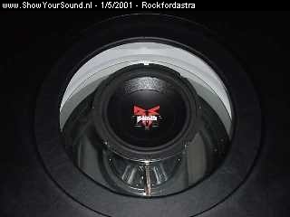 showyoursound.nl - Company car with Rockford - rockfordastra - Dsc00001.jpg - Heres an magnification of my Power DVC