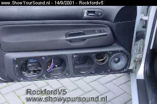 showyoursound.nl - Powerfull Rockford Installation in a Golf V5 - rockfordv5 - 103-0392_IMG-2.jpg - Here you can see the Jehnert doorpanel attached to to drivers door./PPMore installation pics will follow.