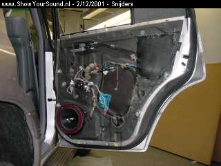 showyoursound.nl - Pretty sweet!! - snijders - Dsc00001.jpg - This is a picture of the rear door. 