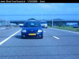 showyoursound.nl - DLS & Soundstream Clio II - soes - SyS_2008_10_1_15_32_42.jpg - pLekker tegen het asfalt schuren/p
