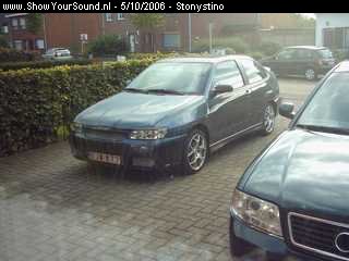 showyoursound.nl - cordoba (mijn eerste auto) - stonystino - SyS_2006_10_5_11_57_24.jpg - pas nieuw bumperke :p