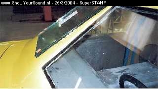 showyoursound.nl - superSTANY s DB DRAG CAR. - superSTANY - 006-2003.jpg - The New Frontwindow laying at the right side , just looking if it fits . 35mm thick bulletproof glass .