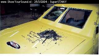 showyoursound.nl - superSTANY s DB DRAG CAR. - superSTANY - 018-2003.jpg - Final works to put the New glass in .