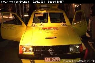 showyoursound.nl - superSTANY s DB DRAG CAR. - superSTANY - 02.jpg - *** Start 2004 *** Showing off at The Brussels Car Salon 2004 !!