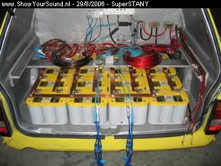 showyoursound.nl - superSTANY s DB DRAG CAR. - superSTANY - SyS_2006_8_29_16_1_4.jpg - Cables - cables - cables ...